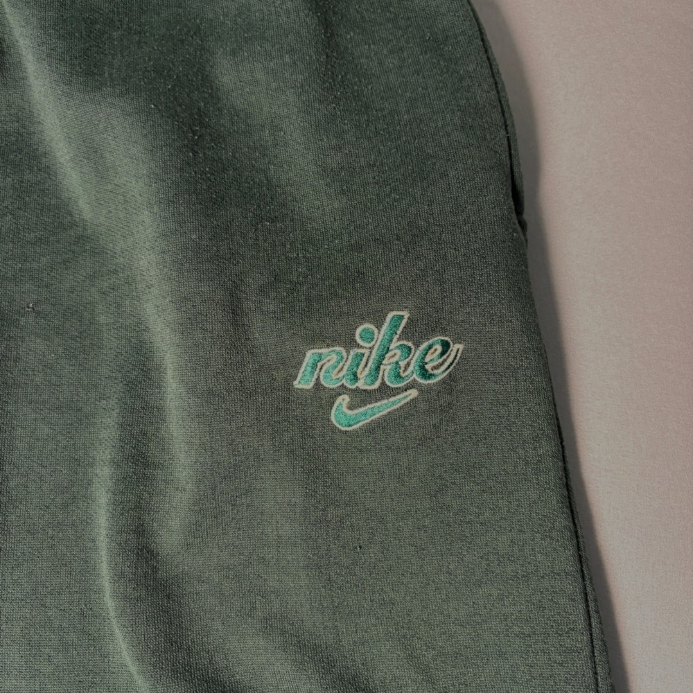 Nike Script Logo Sweatpants Mens Forest Green Elastic Waist Cuffed Joggers 32x27 - Picture 5 of 6